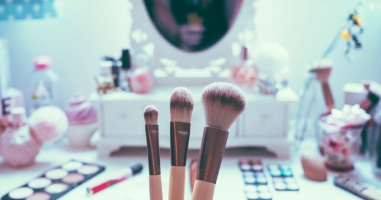 10 Surprisingly Effective Beauty Hacks