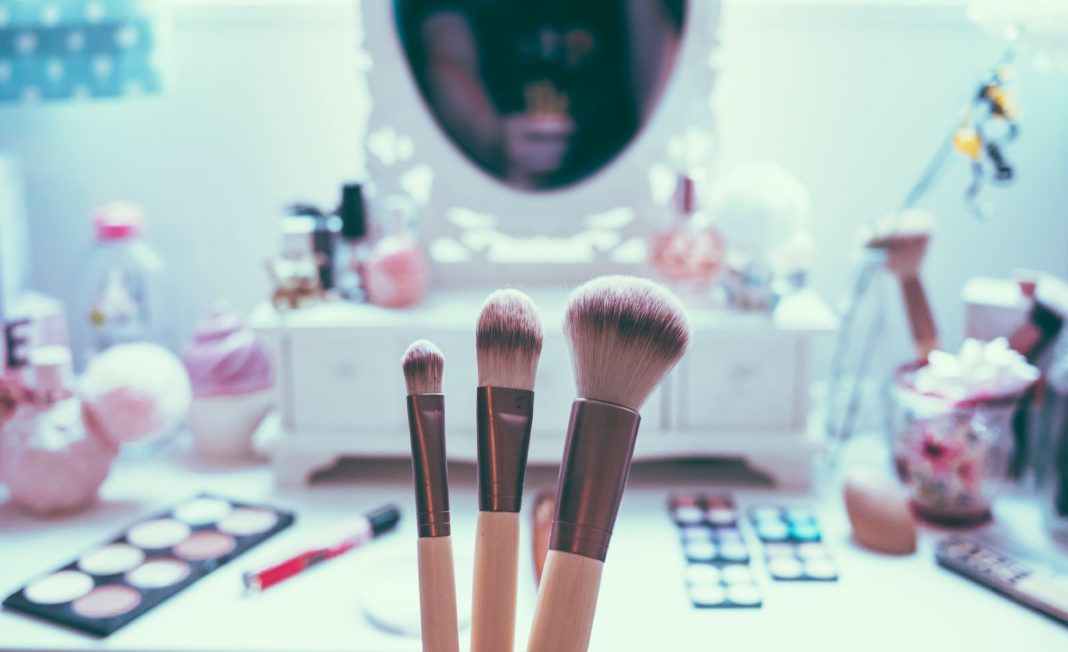 10 Surprisingly Effective Beauty Hacks